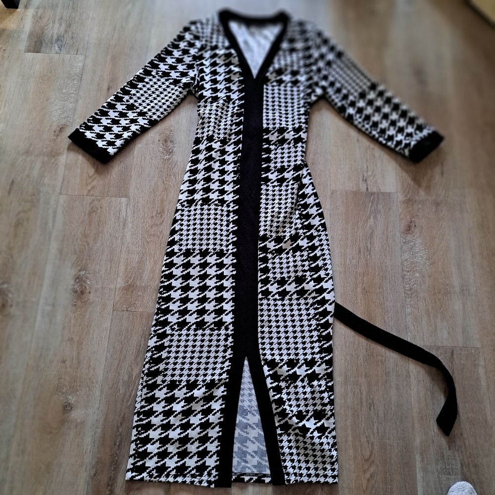 SHEIN Black White Plaid V-neck Midi Dress Belt Split 3/4 Sleeves Women's Size XL